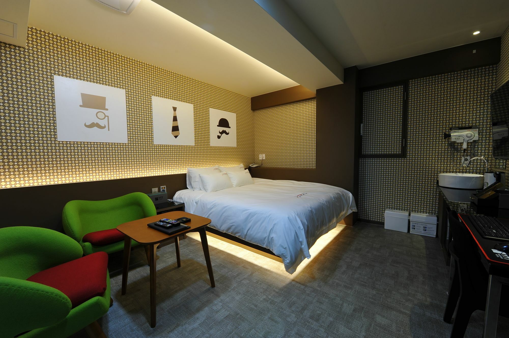 Ytt Hotel Nampo Busan Bagian luar foto